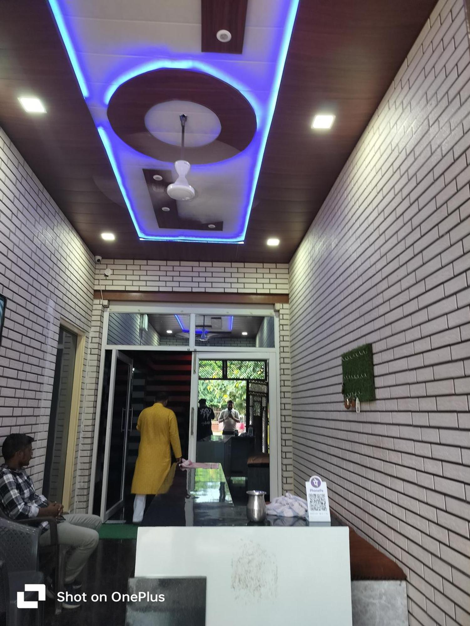 Govardhan M&S Seva Sadan酒店 外观 照片
